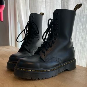 1490 BEX SMOOTH LEATHER MID CALF 10 eye boots